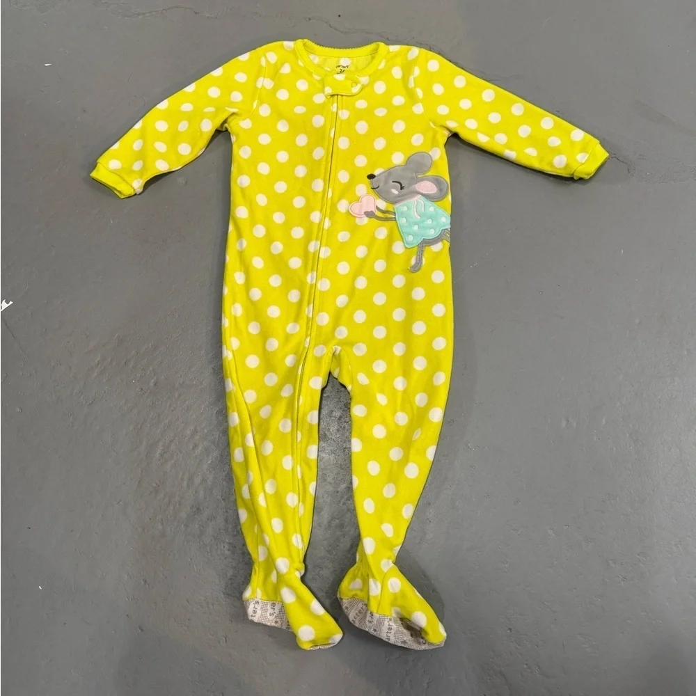 Carters carter yellow